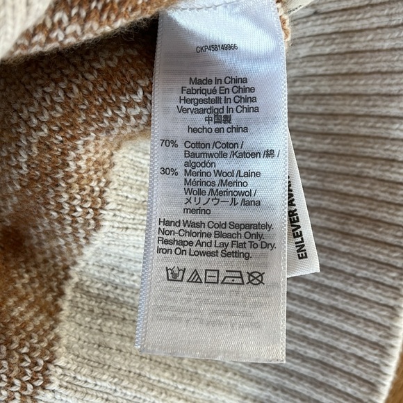 Madewell Turtleneck Sweater - Picture 6 of 7